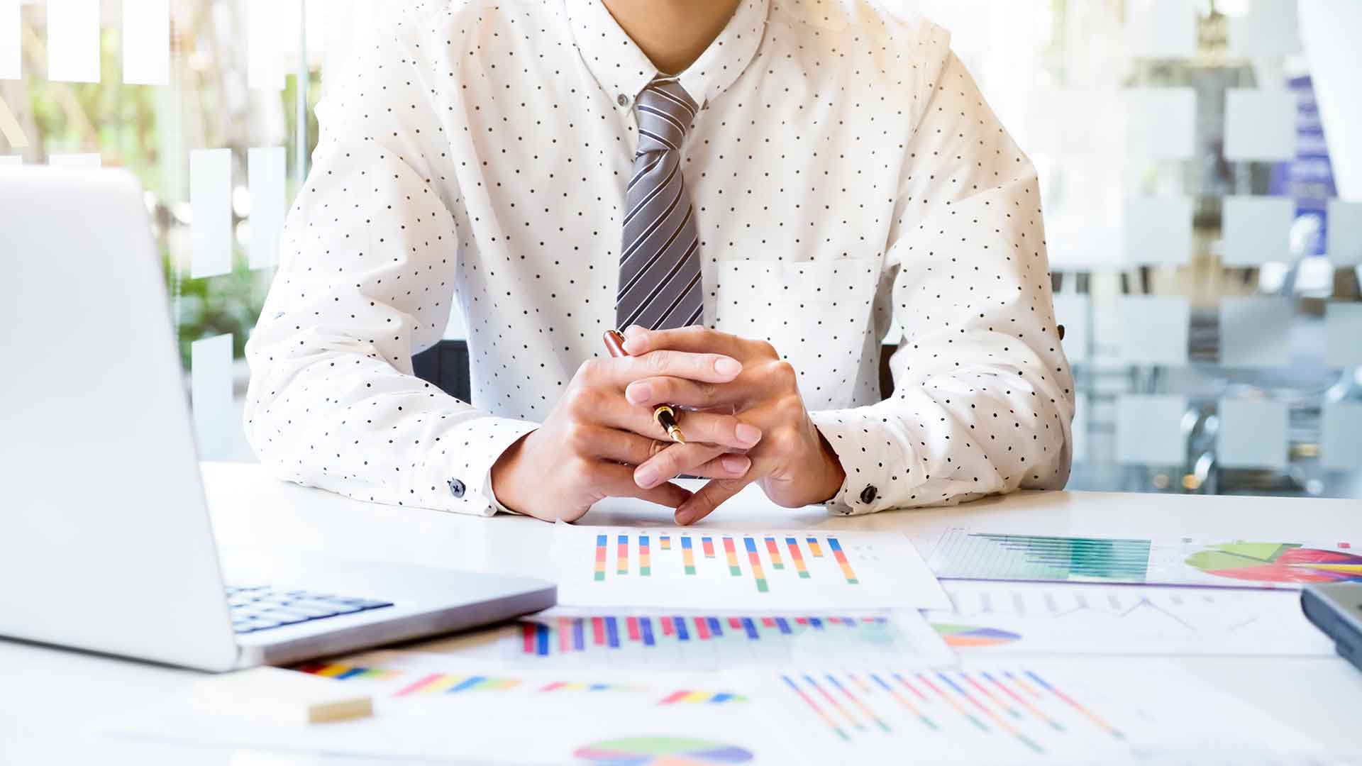 Contratar a un contador Contratar a un contador